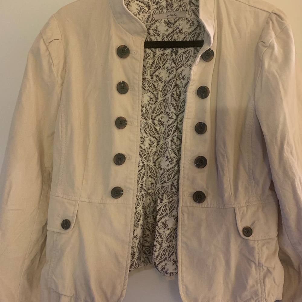 RW&CO. Cream Utility Jacket with Stand-Up Collar and Textured Fabric